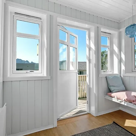 Hus Pa Vakre Fra 1904 Holiday home Ramberg